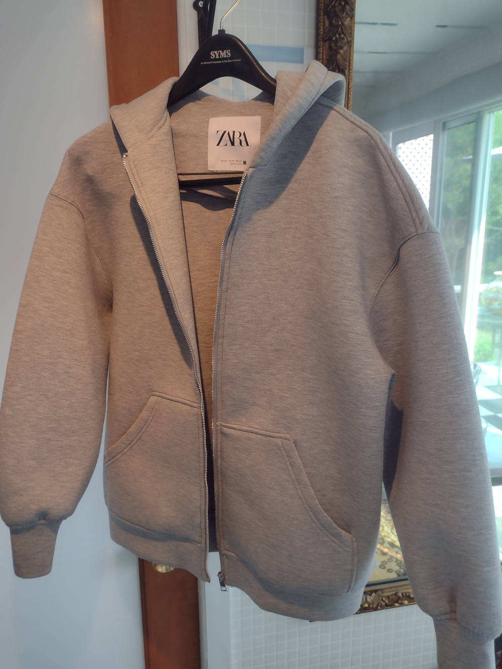 ZARA Light Gray Zip-Up Hoodie
